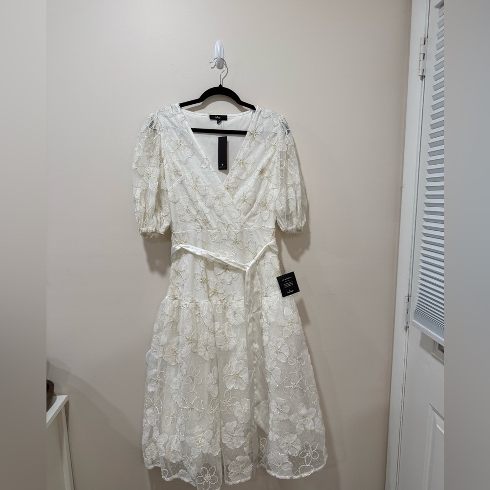 NWT Lulu's Cream Lace Midi Dress
